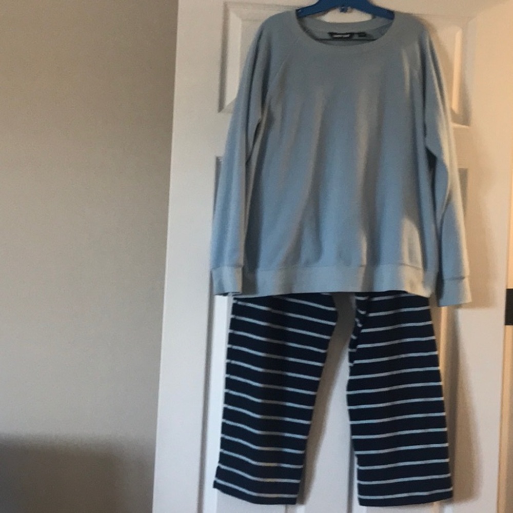 Land’s End Pajamas/Lounging Set